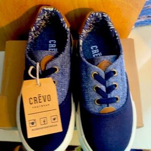 Boys shoes crevo.